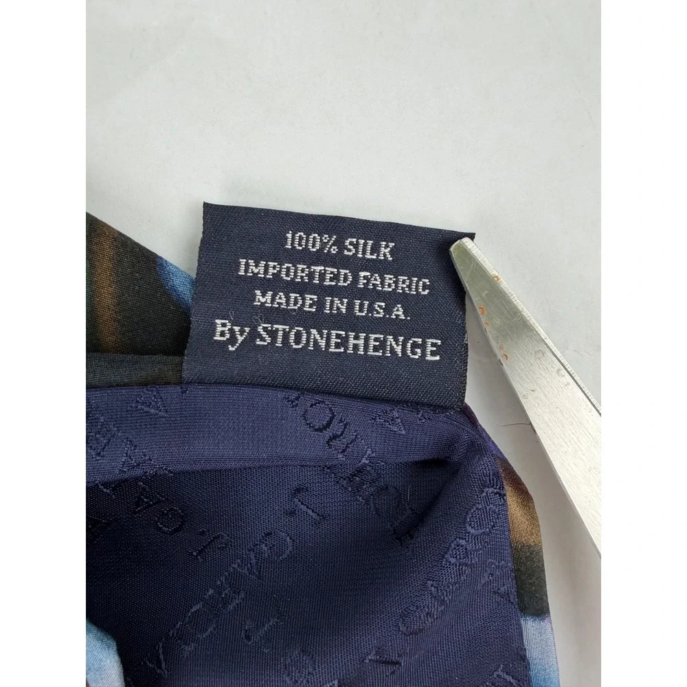J Garcia Mesa Collection Seven Mens Silk Abstract Pattern Tie Made in USA‎